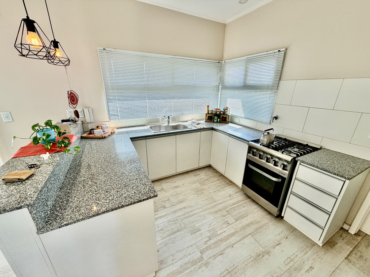 Casa en Venta en Alferez Mansilla 700,  Coronel Pringles - Bahía Blanca Propiedades | SITIO OFICIAL l