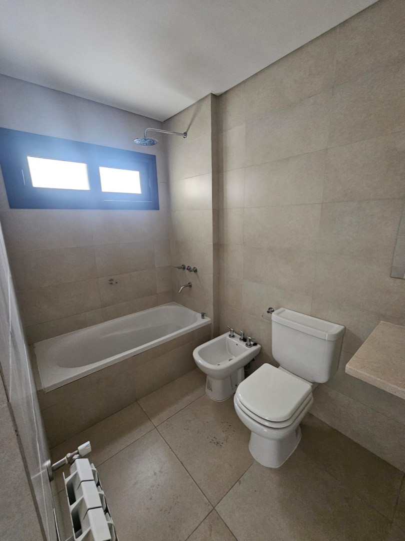 Departamento en Alquiler en Caronti 152, Centro, Bahía Blanca - Bahía Blanca Propiedades | SITIO OFICIAL l
