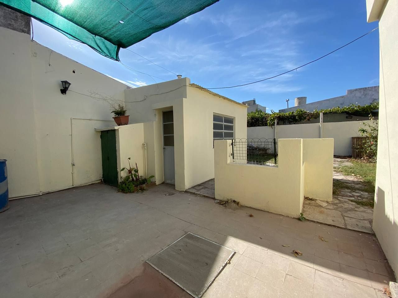 Casa en Venta en Colombia 600, Universitario, Bahía Blanca - Bahía Blanca Propiedades | SITIO OFICIAL l