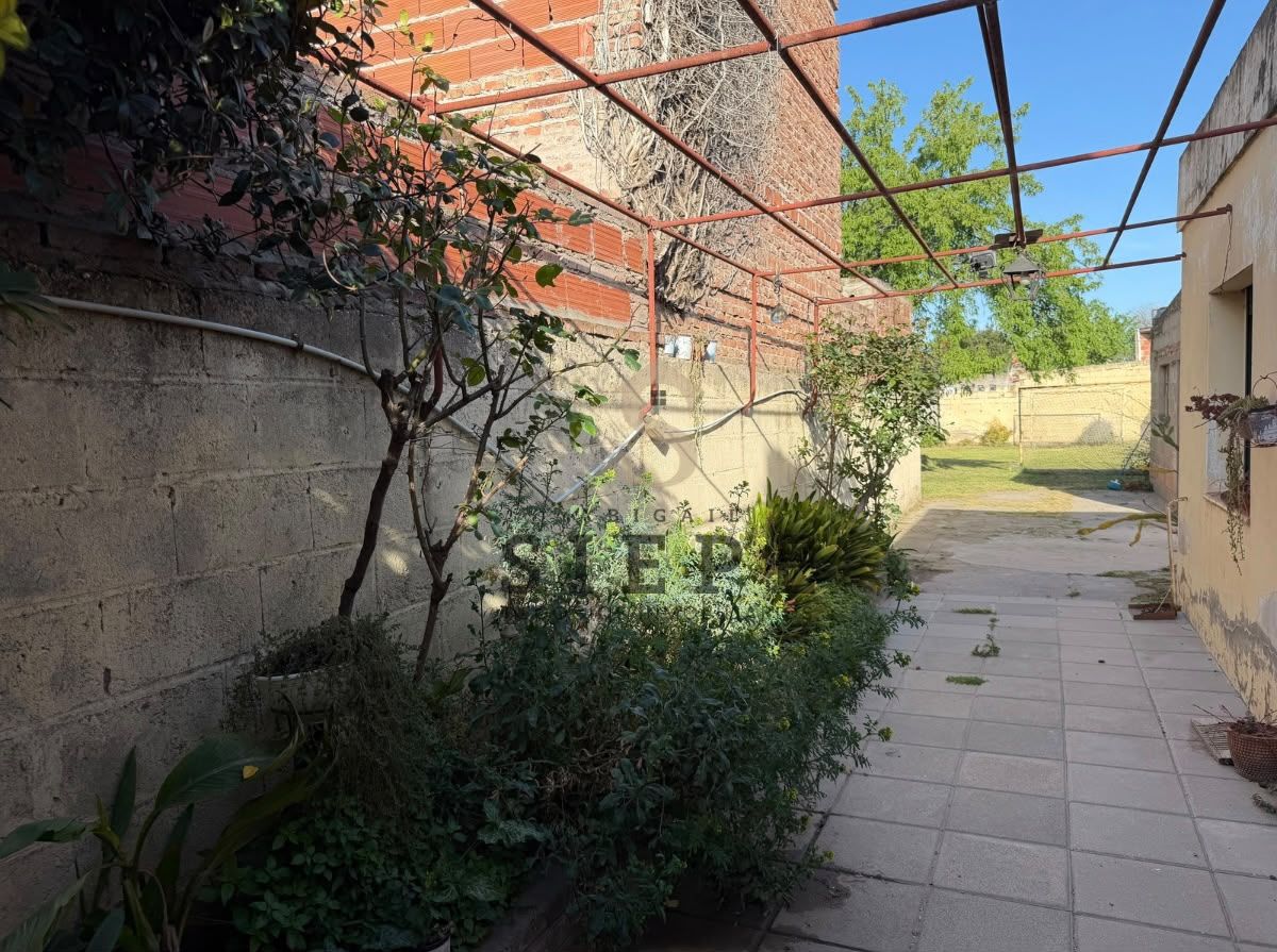 Casa en Venta en Inglaterra 554, Pacifico, Bahía Blanca - Bahía Blanca Propiedades | SITIO OFICIAL l