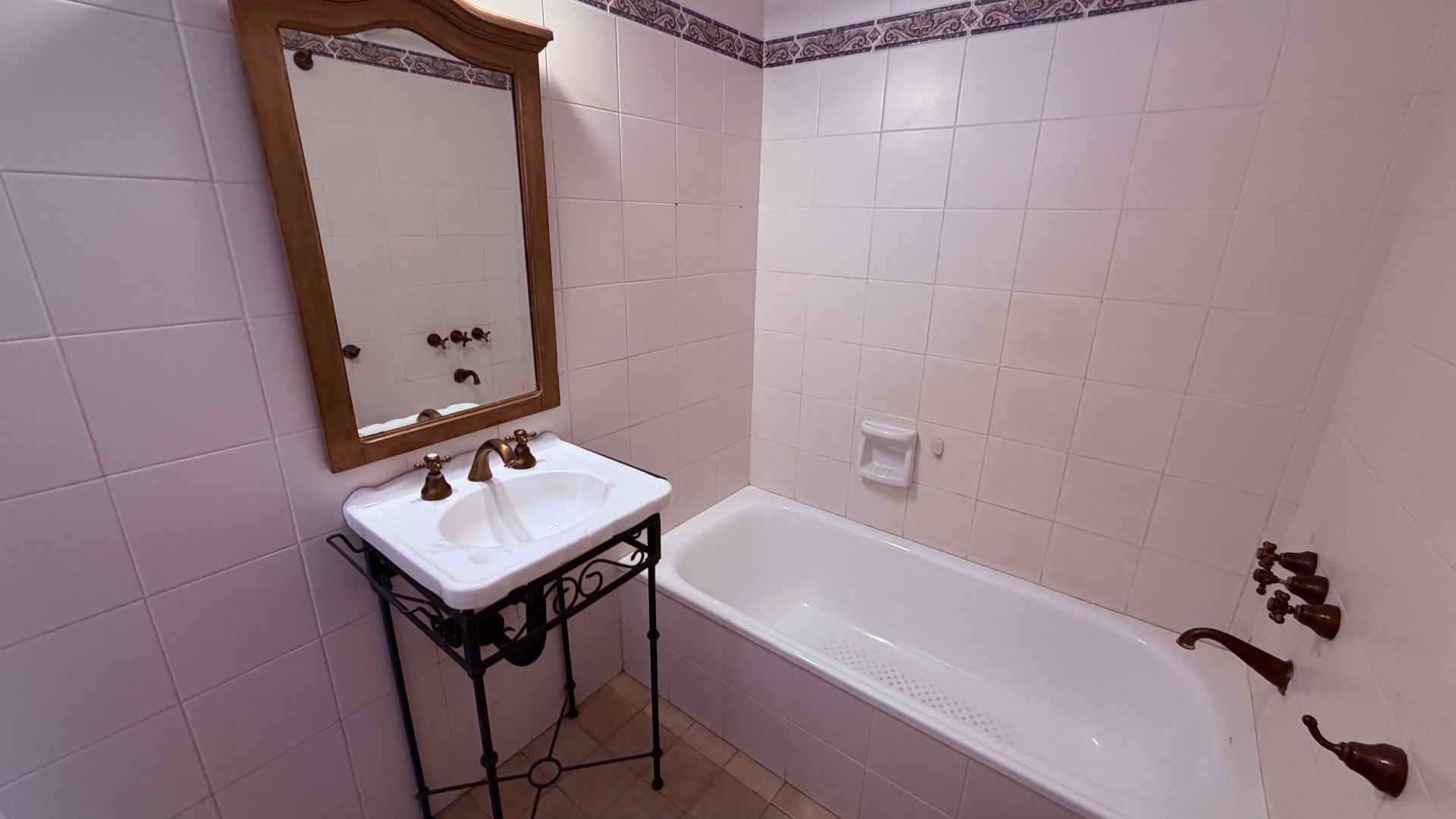 Departamento en Alquiler en Urquiza 464, Napostá, Bahía Blanca - Bahía Blanca Propiedades | SITIO OFICIAL l