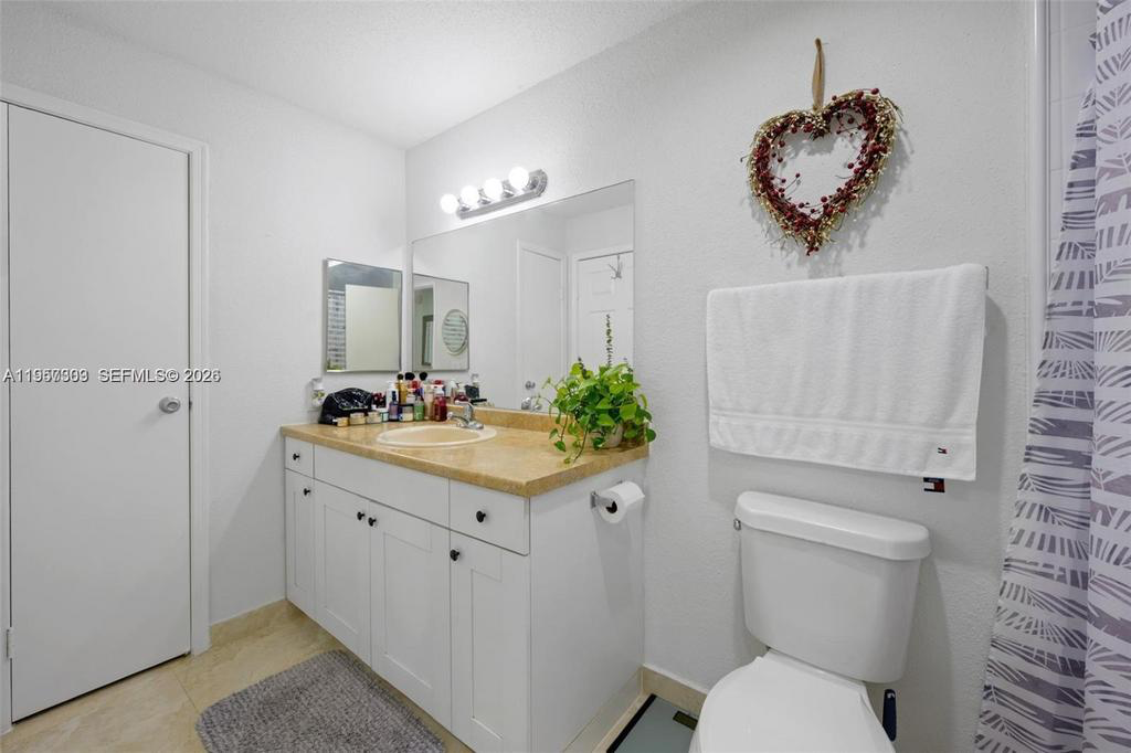 Departamento en Venta en SAVANNAH AT RIVERSIDE CONDO UNIDAD 1521 EDIFICIO 15 POR CDO BK/PG: 397  ,  Miami - USA - Bahía Blanca Propiedades | SITIO OFICIAL l