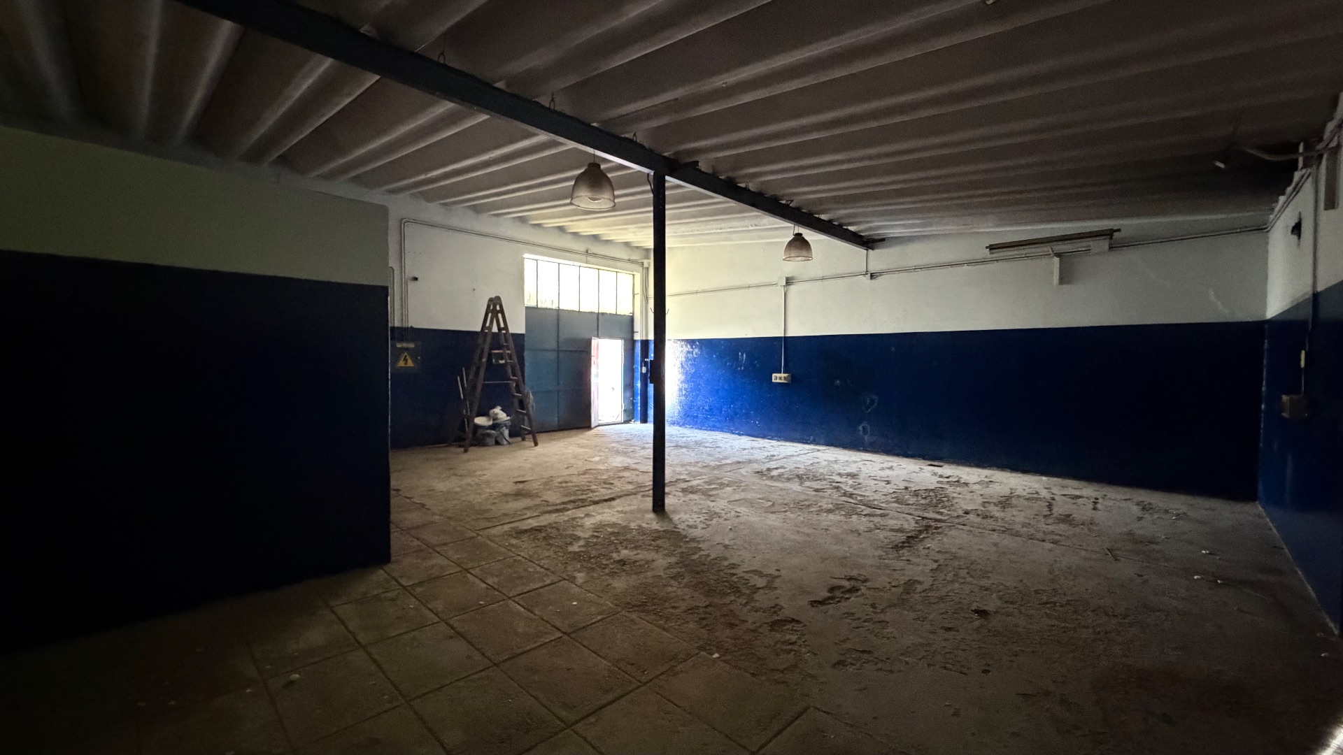 Galpón en Alquiler en Céspedes 116, Colon, Bahía Blanca - Bahía Blanca Propiedades | SITIO OFICIAL l