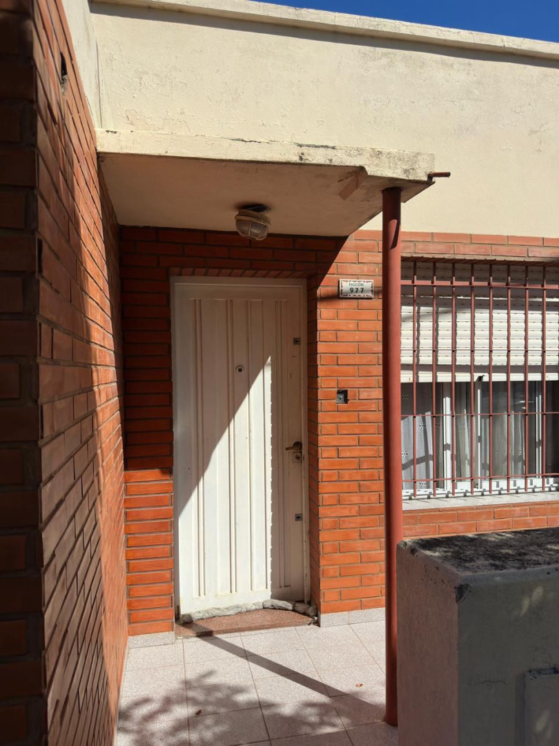 Casa en Venta en Coronel Falcon 977, San Martin, Bahía Blanca - Bahía Blanca Propiedades | SITIO OFICIAL l