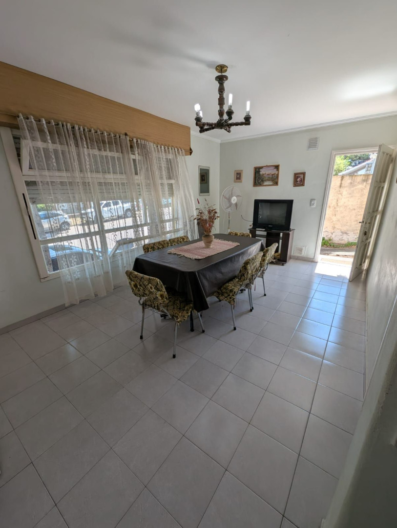 Casa en Venta en Gregorio Juarez 345, Centro, Monte Hermoso - Bahía Blanca Propiedades | SITIO OFICIAL l