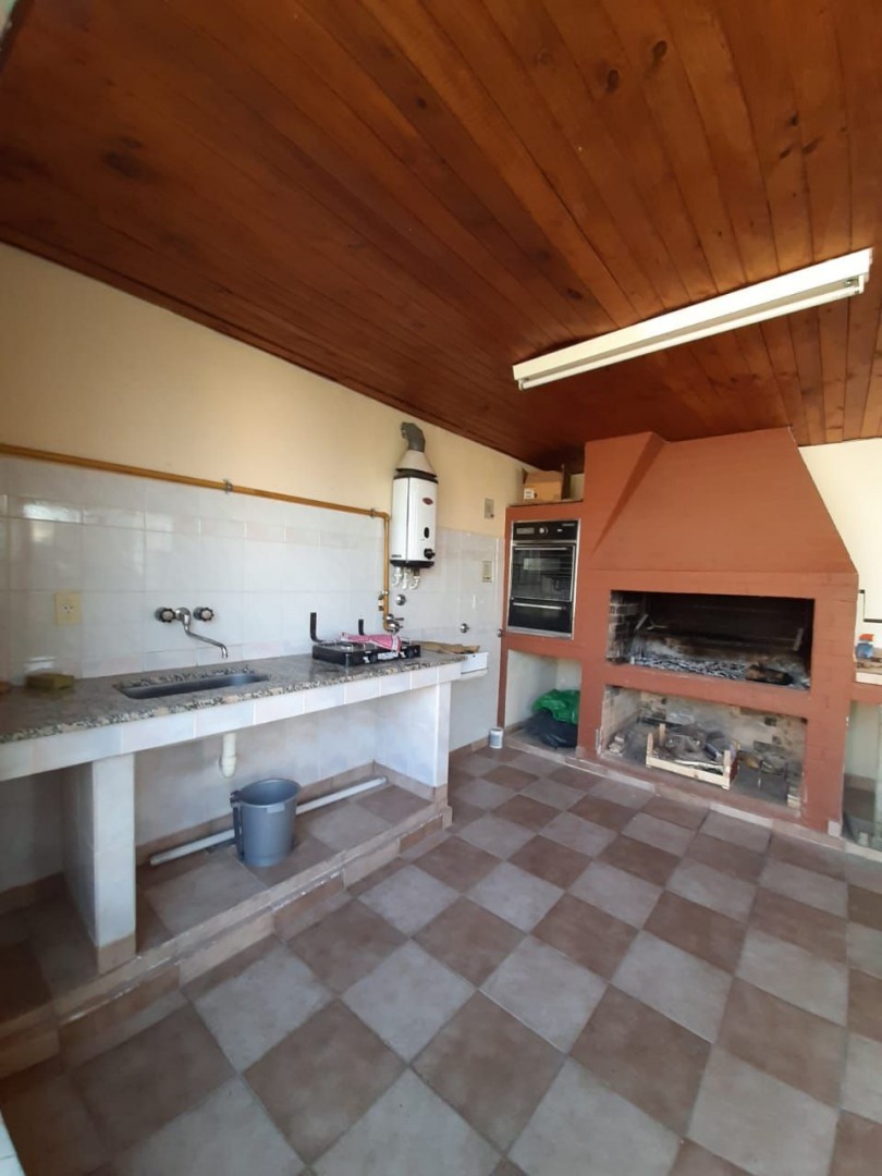 Casa en Alquiler en 12 De Octubre 700, Universitario, Bahía Blanca - Bahía Blanca Propiedades | SITIO OFICIAL l