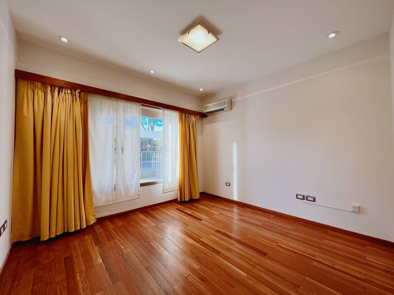 Casa en Alquiler en Lahual 170, B8002 Bahía Blanca, Provincia De Buenos Aires, Patagonia, Bahía Blanca - Bahía Blanca Propiedades | SITIO OFICIAL l