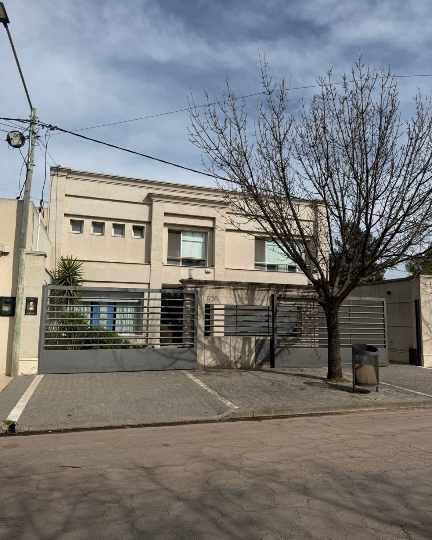 Casa en Alquiler en Viamonte 1736,  Bahía Blanca - Bahía Blanca Propiedades | SITIO OFICIAL l