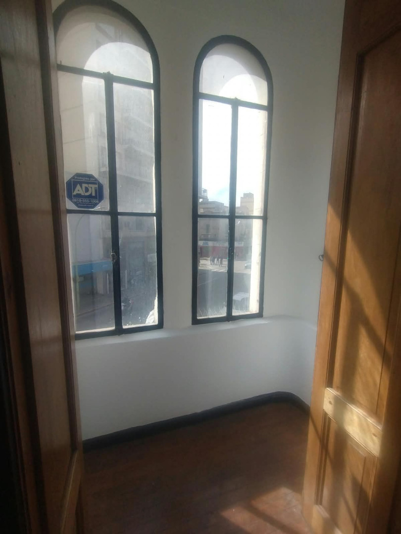 Oficina en Alquiler en Brown 159, Centro, Bahía Blanca - Bahía Blanca Propiedades | SITIO OFICIAL l