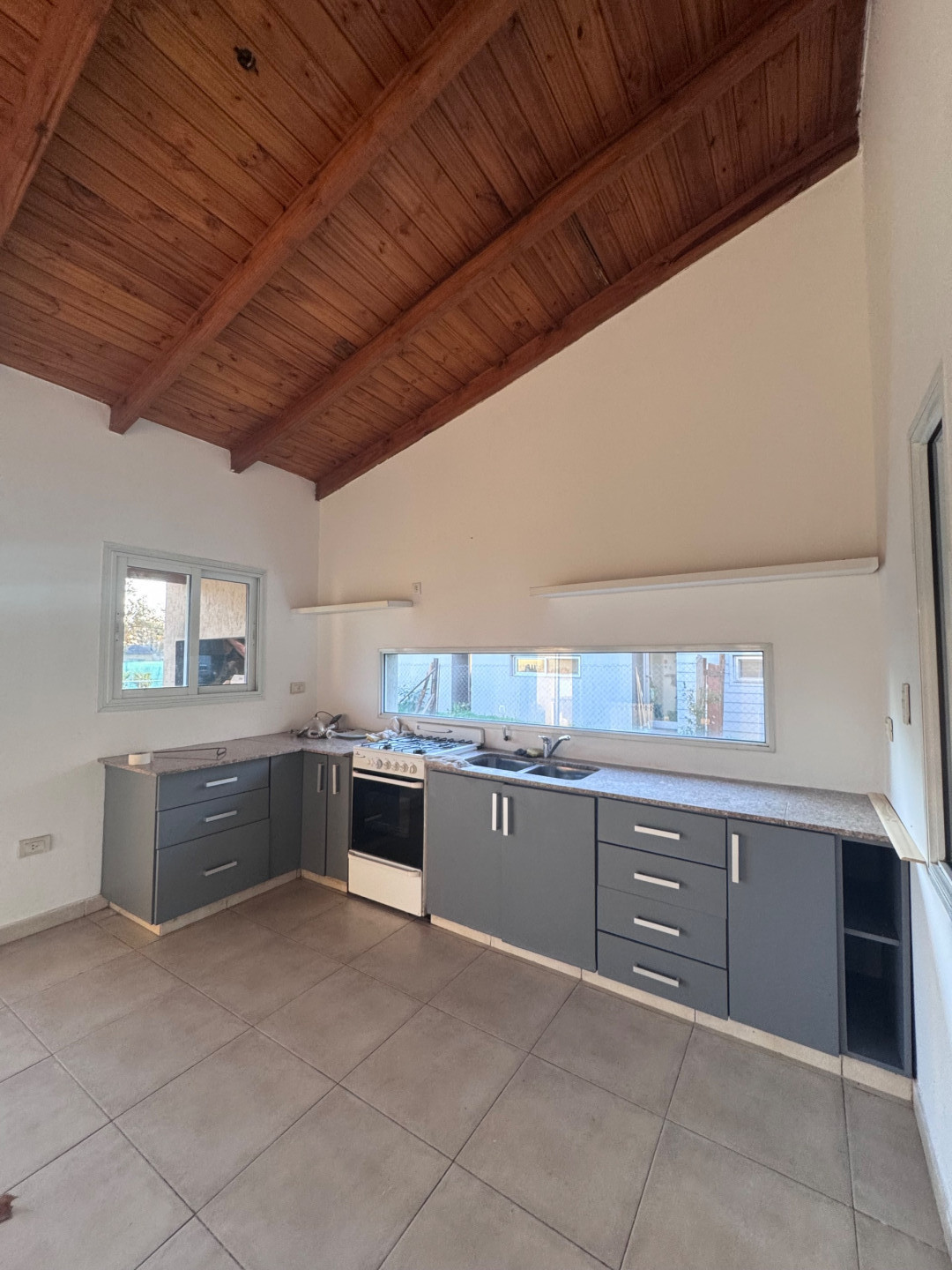 Casa en Alquiler en Lote 22, Pago Chico, Bahía Blanca - Bahía Blanca Propiedades | SITIO OFICIAL l