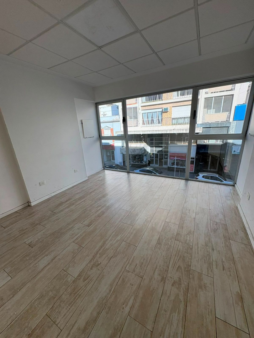 Oficina en Alquiler en San Martin 336, Centro, Bahía Blanca - Bahía Blanca Propiedades | SITIO OFICIAL l