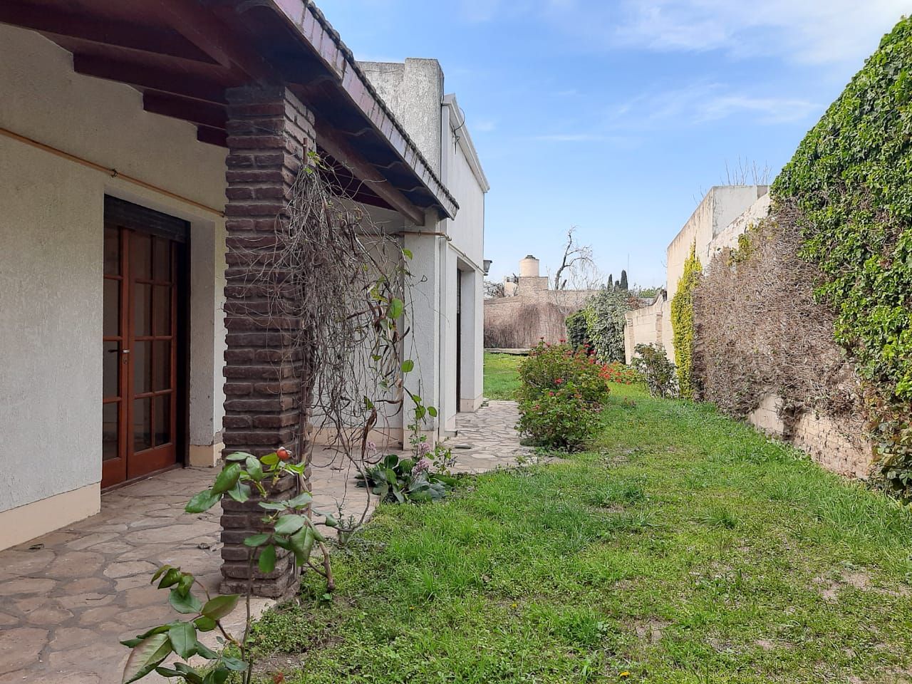 Casa en Alquiler en 12 De Octubre 700, Universitario, Bahía Blanca - Bahía Blanca Propiedades | SITIO OFICIAL l