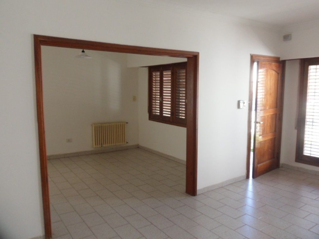 Casa en Alquiler en ALBERTI 484, San Cayetano, Bahía Blanca - Bahía Blanca Propiedades | SITIO OFICIAL l