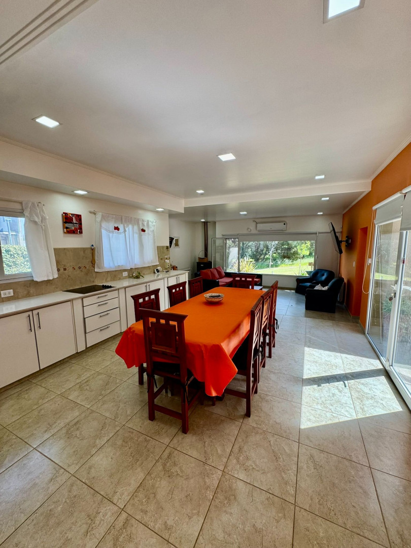 Casa en Venta en El Gavilan 557, Monte del Este, Monte Hermoso - Bahía Blanca Propiedades | SITIO OFICIAL l