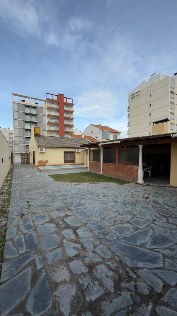 Casa en Venta en AVENIDA ARGENTINA 200,  Monte Hermoso - Bahía Blanca Propiedades | SITIO OFICIAL l