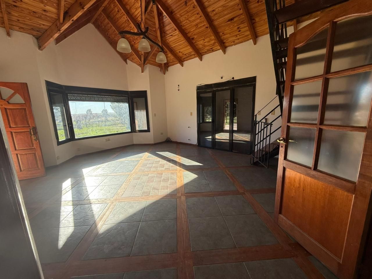 Casa en Venta en Lucía Miranda 135, Los Chañares, Bahía Blanca - Bahía Blanca Propiedades | SITIO OFICIAL l