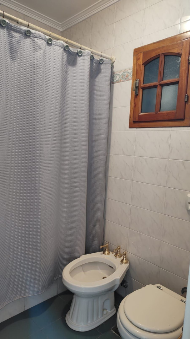 Casa en Alquiler en Sarmiento 1200, La Falda, Bahía Blanca - Bahía Blanca Propiedades | SITIO OFICIAL l