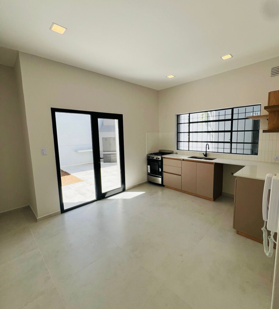Casa en Venta en CERVANTES 392, La Falda, Bahía Blanca - Bahía Blanca Propiedades | SITIO OFICIAL l