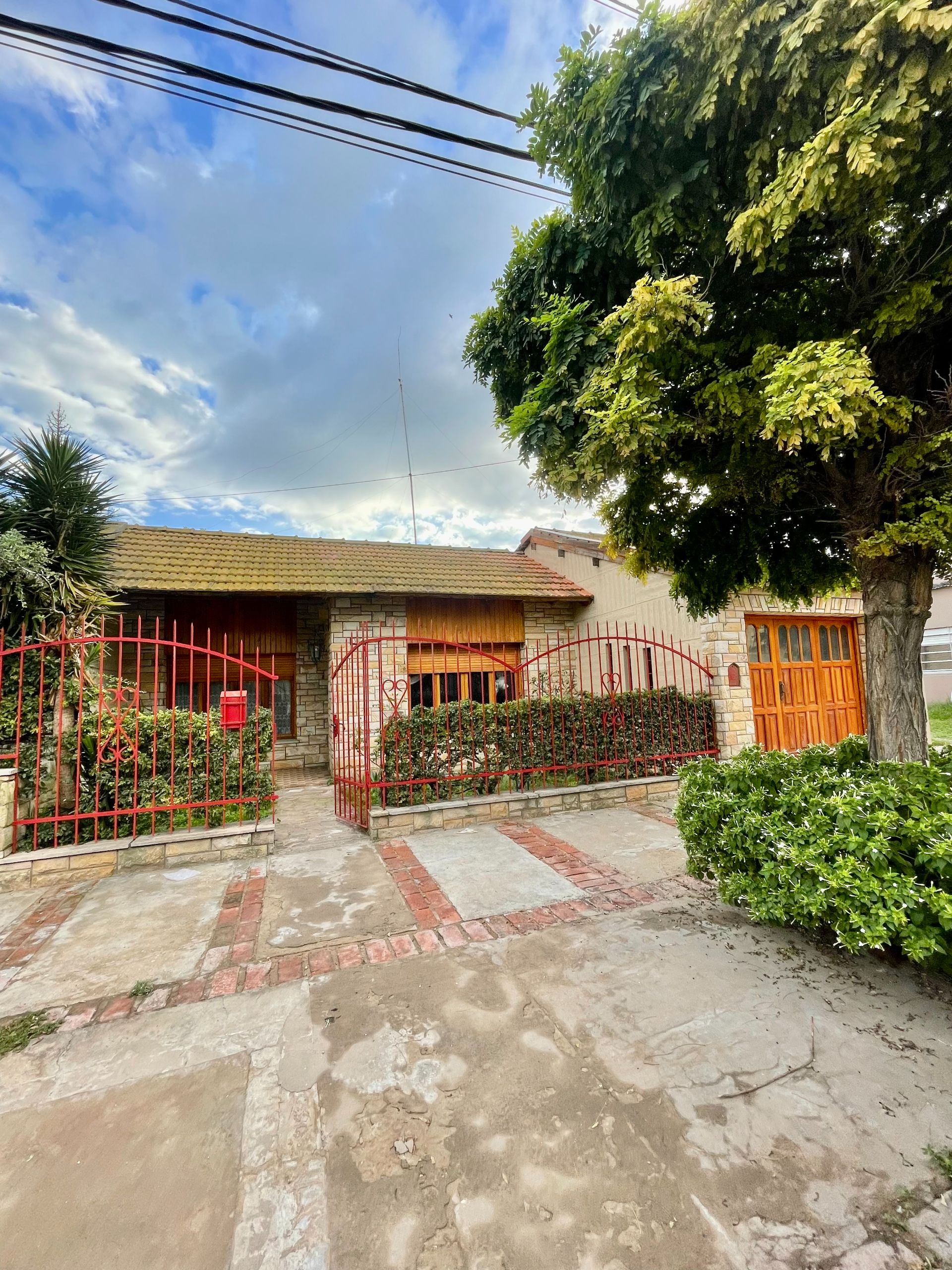 Casa en Venta en Brown 3752,  Bahía Blanca - Bahía Blanca Propiedades | SITIO OFICIAL l