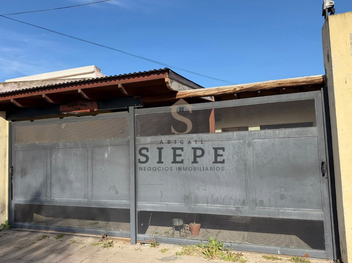 Casa en Venta en Inglaterra 554, Pacifico, Bahía Blanca - Bahía Blanca Propiedades | SITIO OFICIAL l