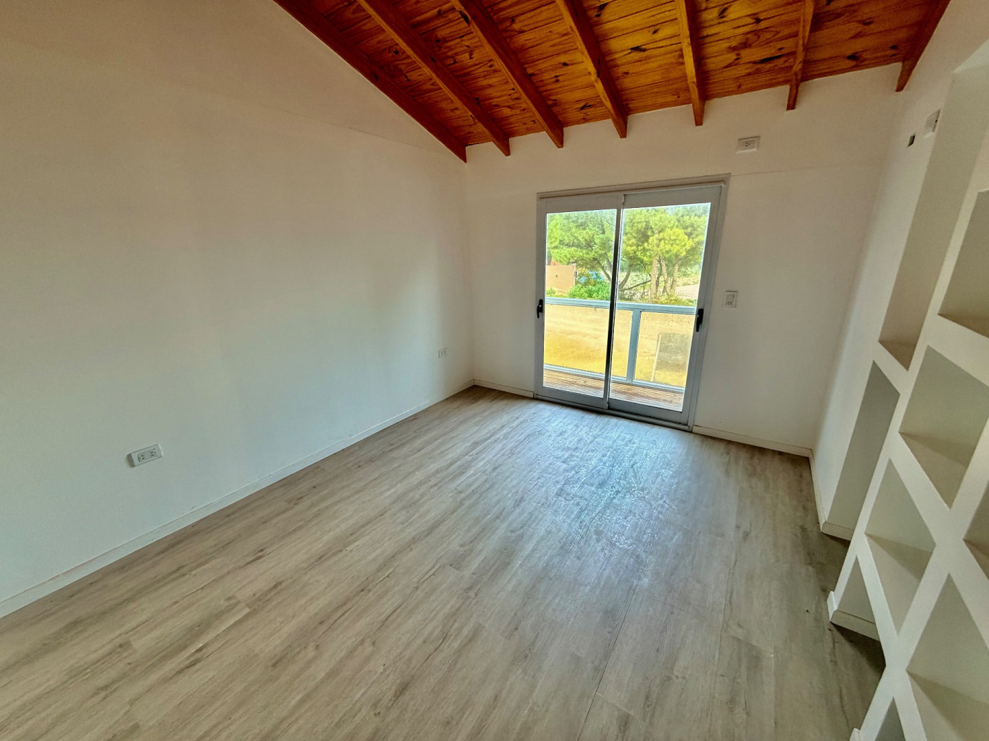 Duplex en Venta en Juan Manuel De Rosas 350, Dufaur, Monte Hermoso - Bahía Blanca Propiedades | SITIO OFICIAL l