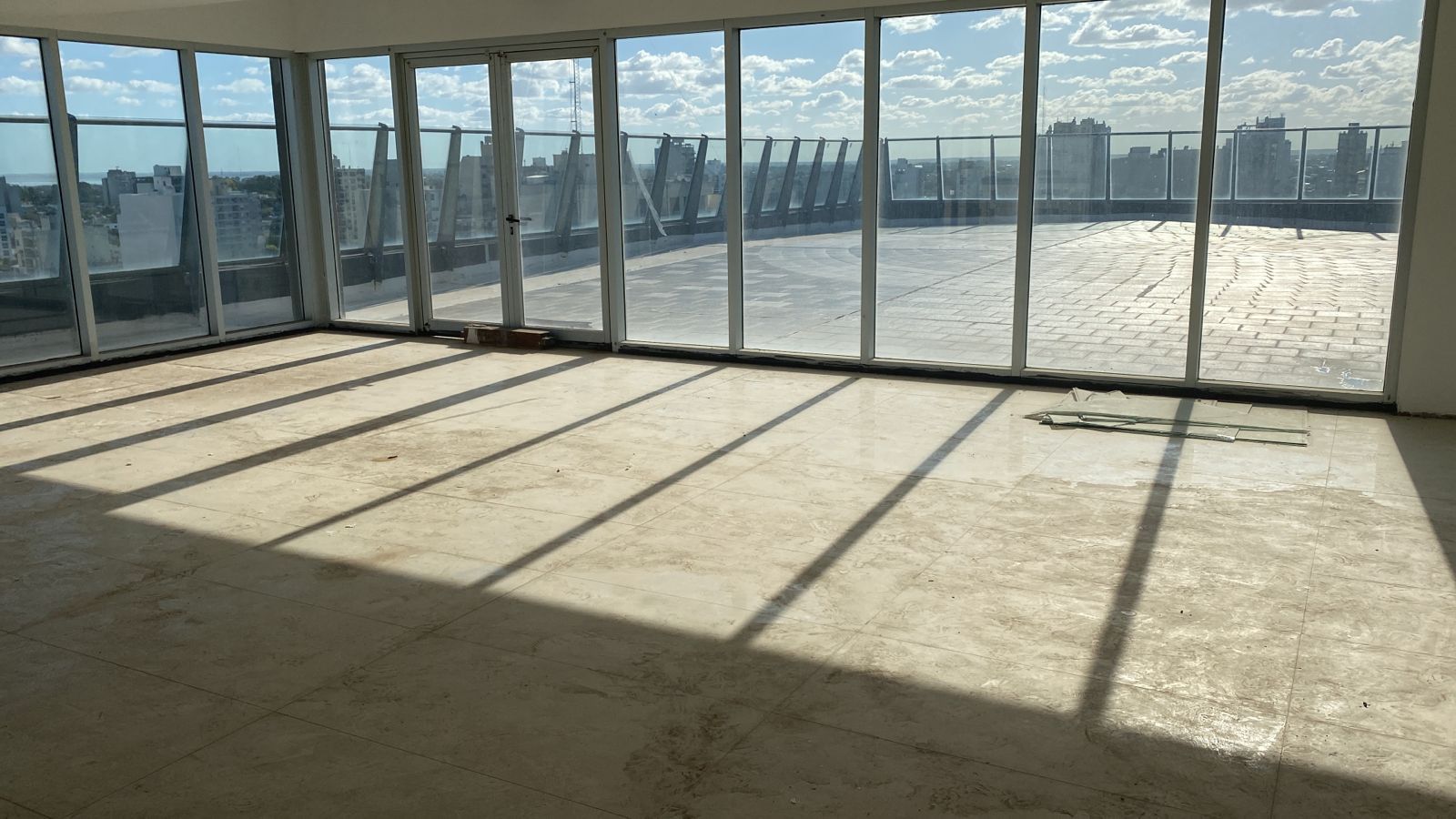 Oficina en Alquiler en Drago 45, Centro, Bahía Blanca - Bahía Blanca Propiedades | SITIO OFICIAL l