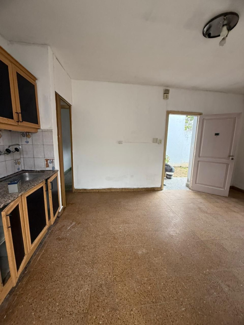 Casa en Alquiler en Venezuela 1100,  Bahía Blanca - Bahía Blanca Propiedades | SITIO OFICIAL l