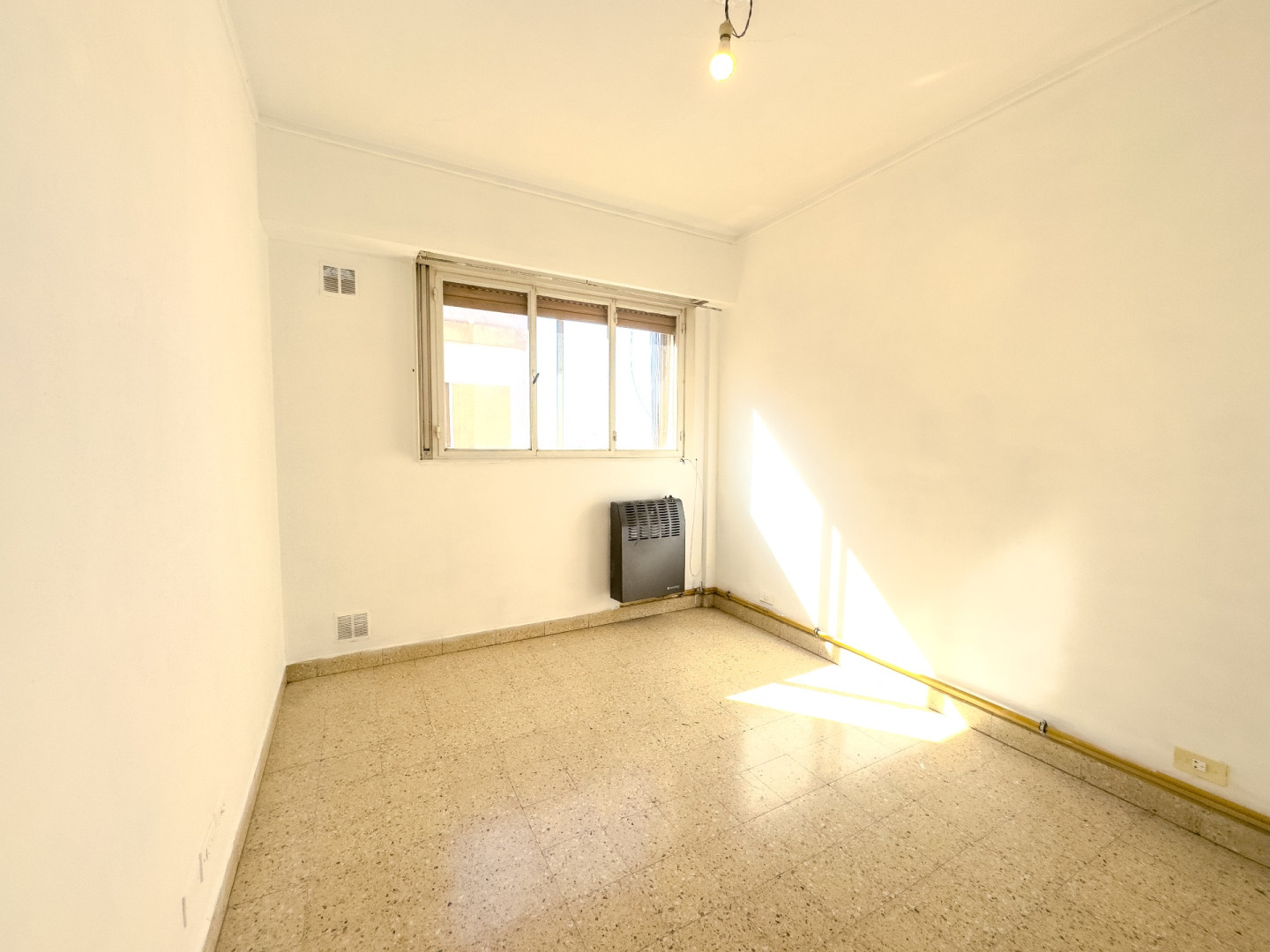 Departamento en Alquiler en Sarmiento 343, Centro, Bahía Blanca - Bahía Blanca Propiedades | SITIO OFICIAL l