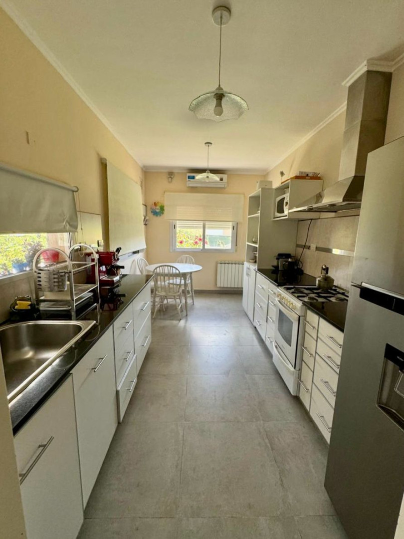 Casa en Venta en Azara 4900, Las Acacias, Bahía Blanca - Bahía Blanca Propiedades | SITIO OFICIAL l