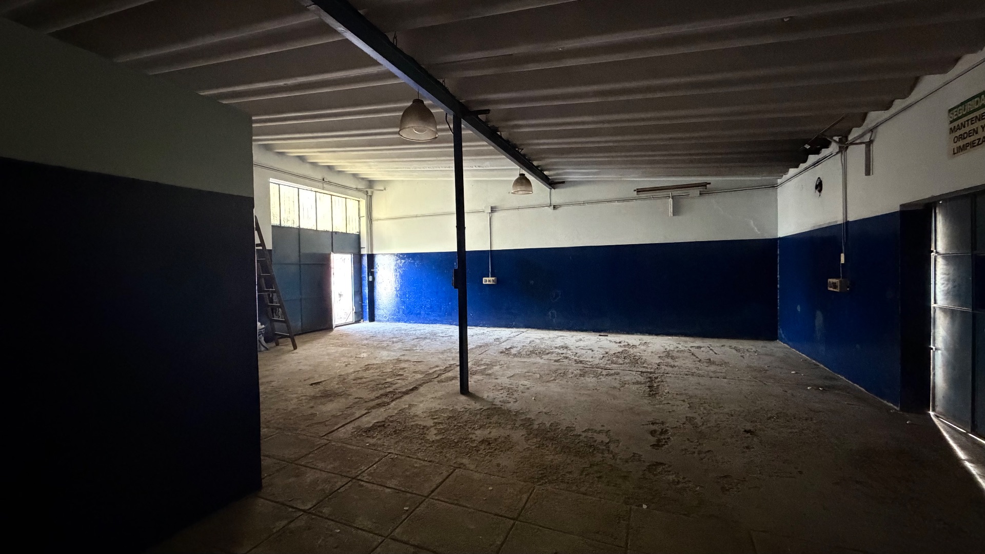 Galpón en Alquiler en Céspedes 116, Colon, Bahía Blanca - Bahía Blanca Propiedades | SITIO OFICIAL l