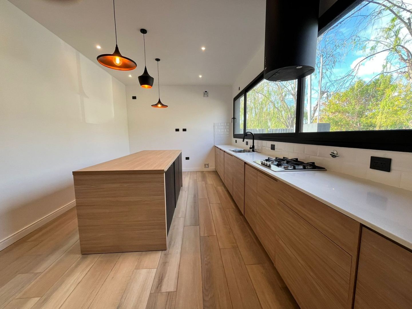 Casa en Venta en Yapeyu Esquina Pascual De Rogatis, Patagonia, Bahía Blanca - Bahía Blanca Propiedades | SITIO OFICIAL l