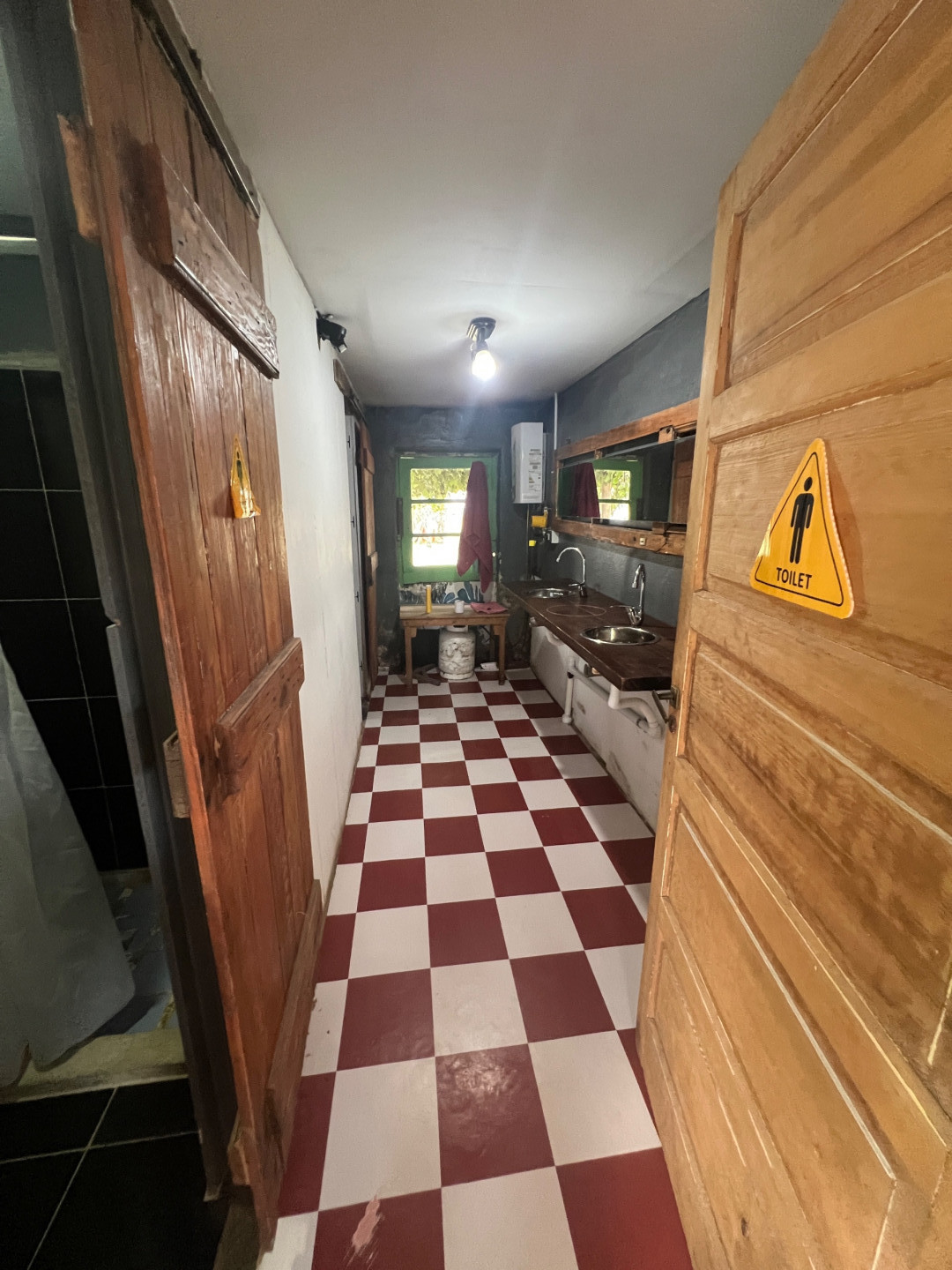 Casaquinta en Venta en Adolfo Kugler 1000,  Tornquist - Bahía Blanca Propiedades | SITIO OFICIAL l