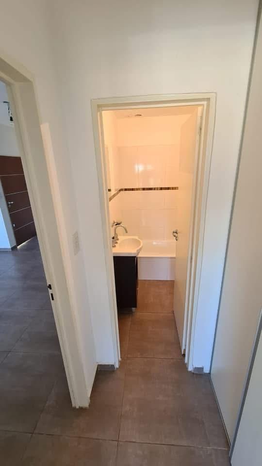 Departamento en Alquiler en Hugony 70, La Falda, Bahía Blanca - Bahía Blanca Propiedades | SITIO OFICIAL l