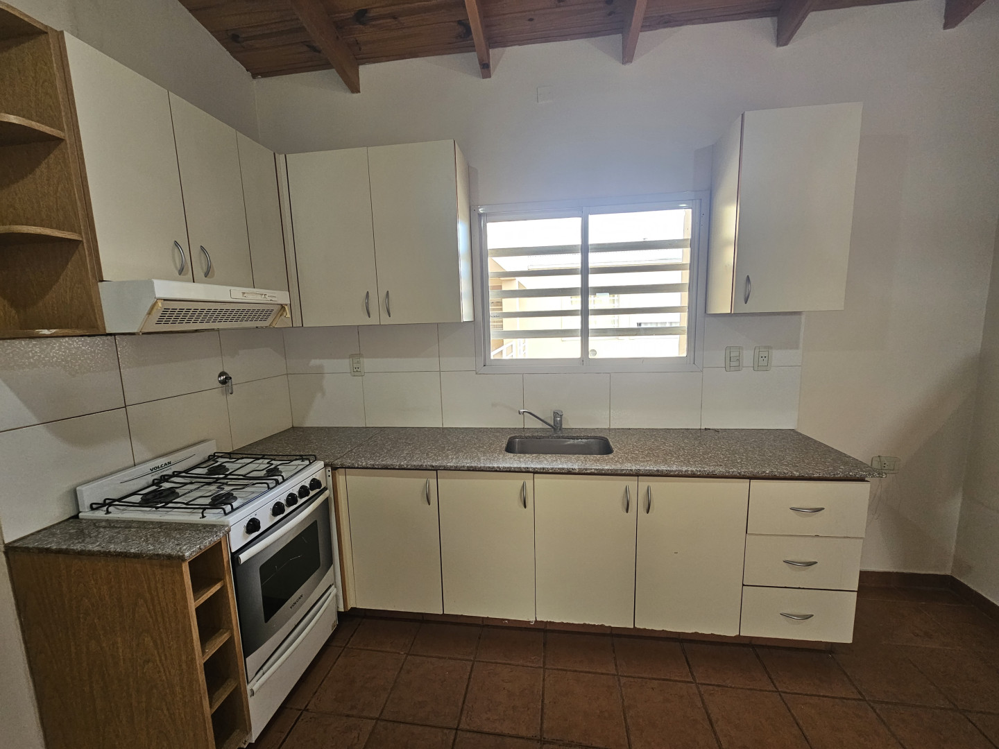 Departamento en Alquiler en Bolivia 663, Noroeste, Bahía Blanca - Bahía Blanca Propiedades | SITIO OFICIAL l