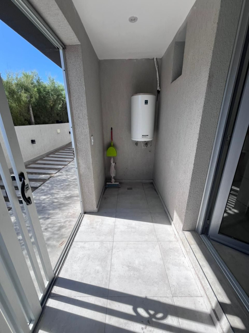 Triplex en Venta en MALVINAS, 33, Las Dunas, Monte Hermoso - Bahía Blanca Propiedades | SITIO OFICIAL l