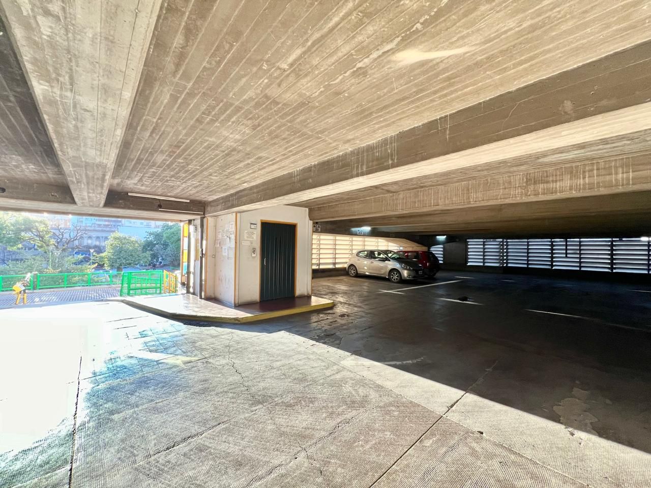Cochera en Venta en Donado 151, Centro, Bahía Blanca - Bahía Blanca Propiedades | SITIO OFICIAL l