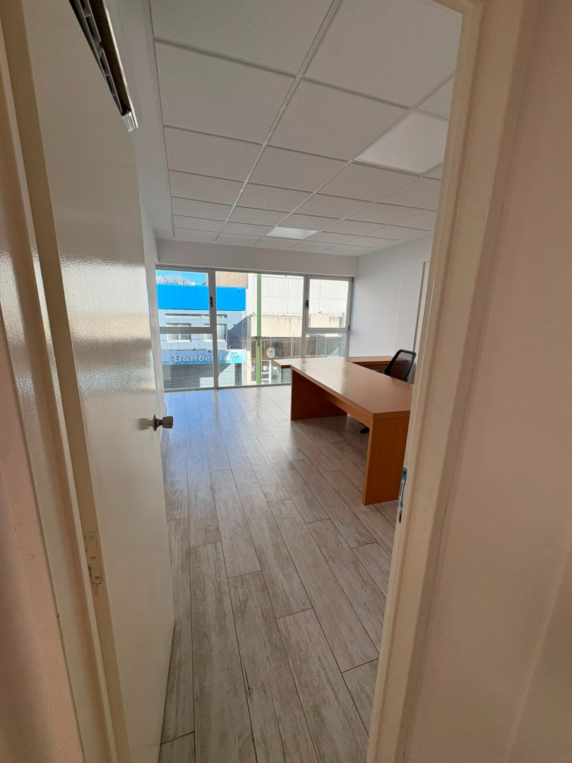 Oficina en Alquiler en San Martin 336, Centro, Bahía Blanca - Bahía Blanca Propiedades | SITIO OFICIAL l
