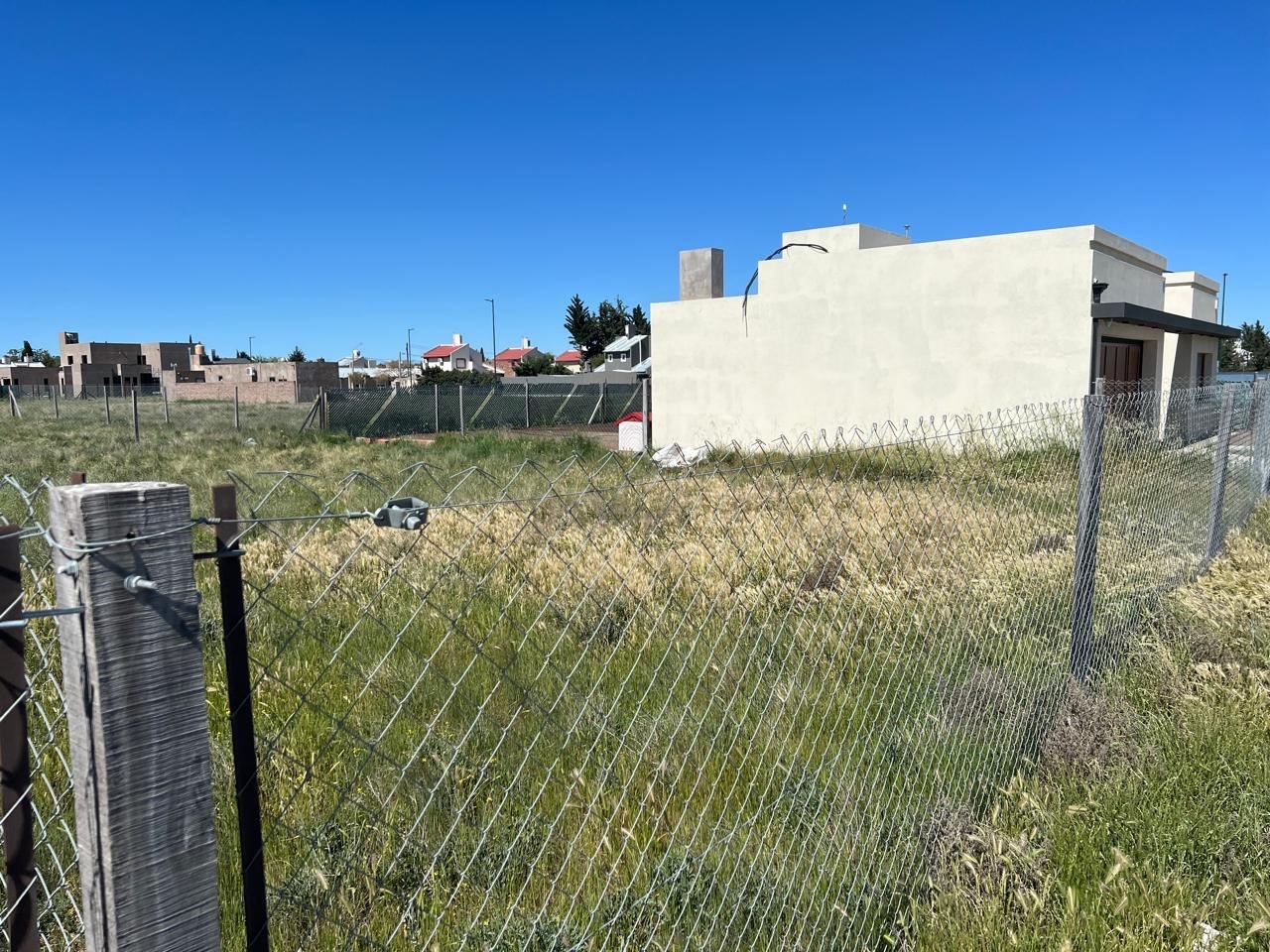 Terreno en Venta en Calle Azara, Entre Juan Cortalezzi Y Juan De Elías, Las Acacias, Bahía Blanca - Bahía Blanca Propiedades | SITIO OFICIAL l