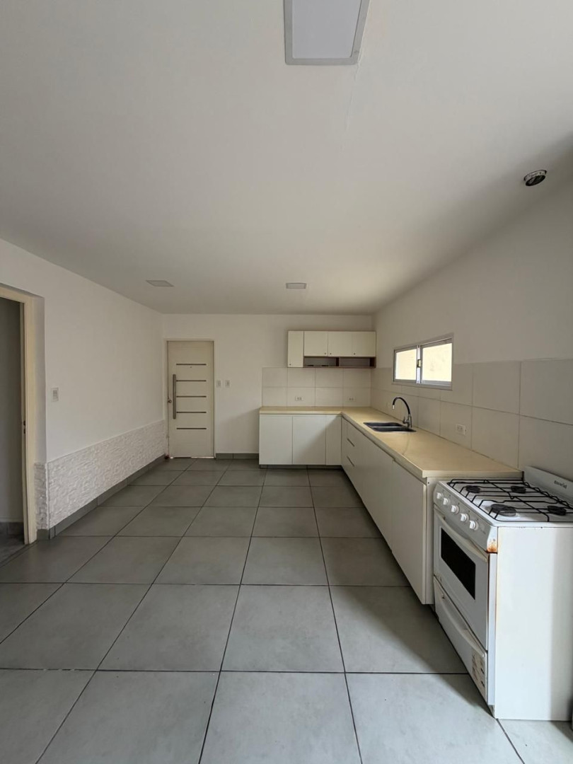 Casa en Alquiler en Santa Fe 515,  Bahía Blanca - Bahía Blanca Propiedades | SITIO OFICIAL l