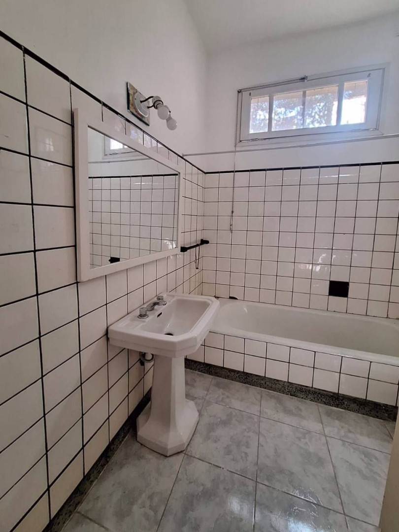 Casa en Alquiler en Yrigoyen 1100, La Falda, Bahía Blanca - Bahía Blanca Propiedades | SITIO OFICIAL l