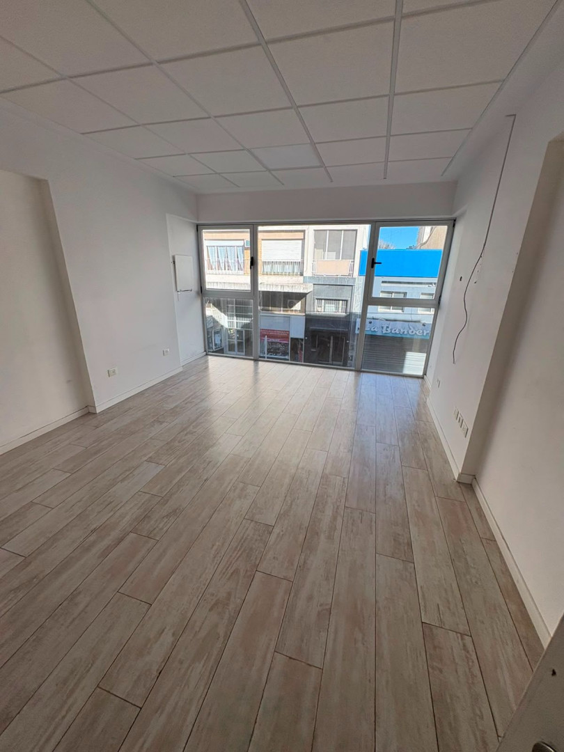 Oficina en Alquiler en San Martin 336, Centro, Bahía Blanca - Bahía Blanca Propiedades | SITIO OFICIAL l