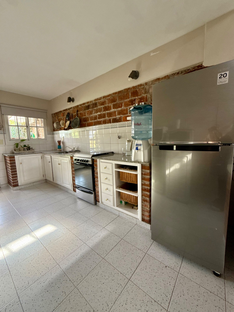 Casa en Venta en Hugony 1854, Villa Floresta, Bahía Blanca - Bahía Blanca Propiedades | SITIO OFICIAL l