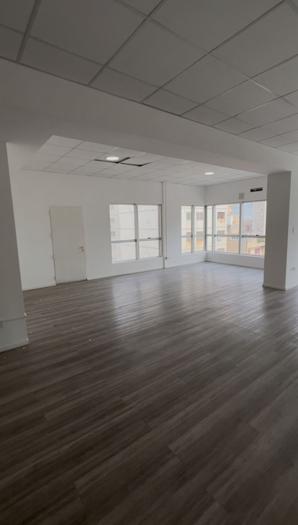 Oficina en Alquiler en Drago 45, Centro, Bahía Blanca - Bahía Blanca Propiedades | SITIO OFICIAL l