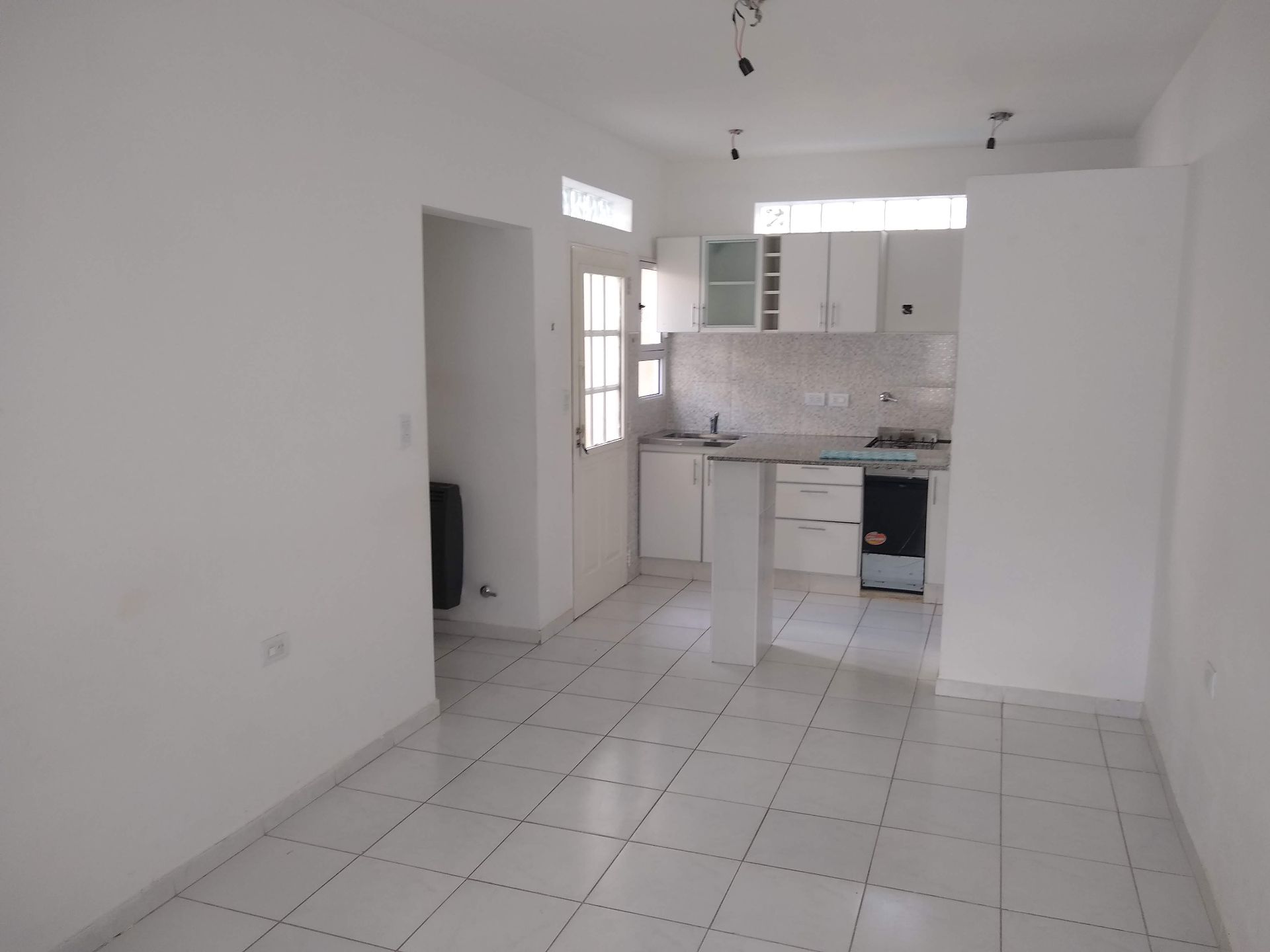 Departamento en Alquiler en Rincon 722, Bella Vista, Bahía Blanca - Bahía Blanca Propiedades | SITIO OFICIAL l