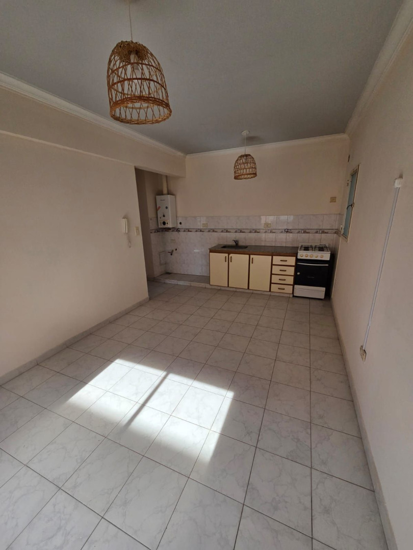 Departamento en Alquiler en Cerrito 147, La Falda, Bahía Blanca - Bahía Blanca Propiedades | SITIO OFICIAL l