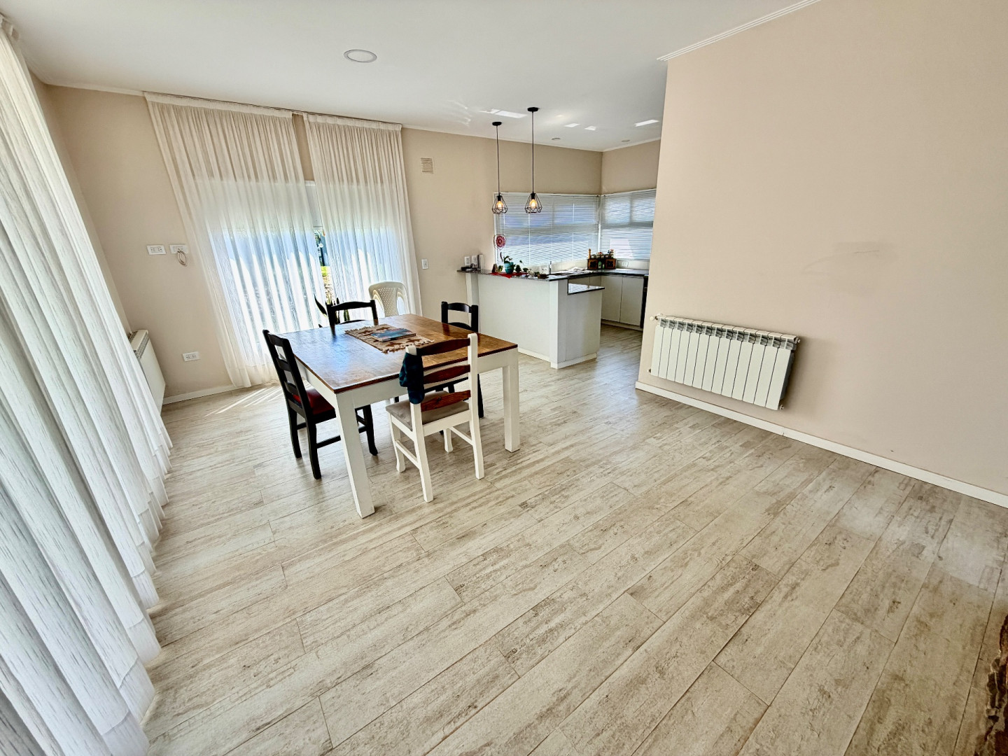 Casa en Venta en Alferez Mansilla 700,  Coronel Pringles - Bahía Blanca Propiedades | SITIO OFICIAL l