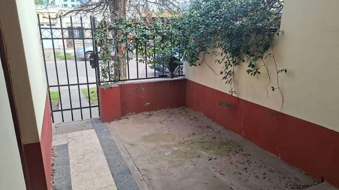 Casa en Alquiler en 12 De Octubre 2317, Villa del Parque, Bahía Blanca - Bahía Blanca Propiedades | SITIO OFICIAL l
