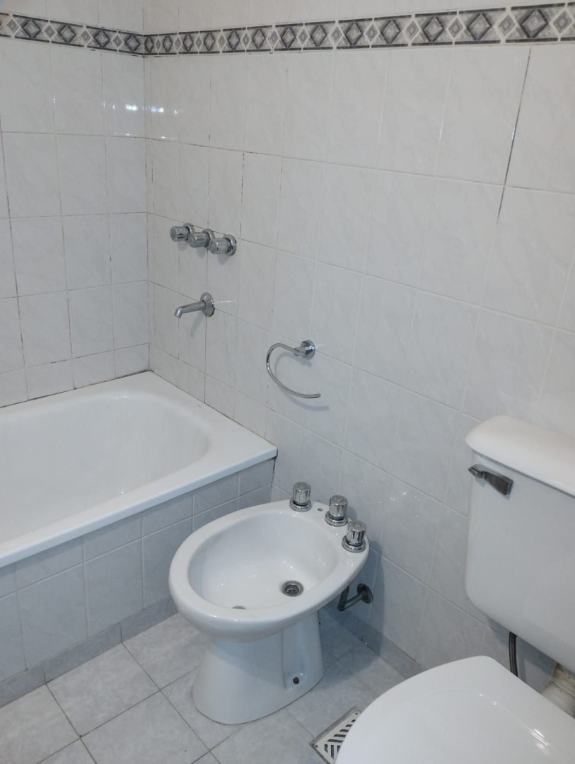 Departamento en Alquiler en Alsina 989, Napostá, Bahía Blanca - Bahía Blanca Propiedades | SITIO OFICIAL l