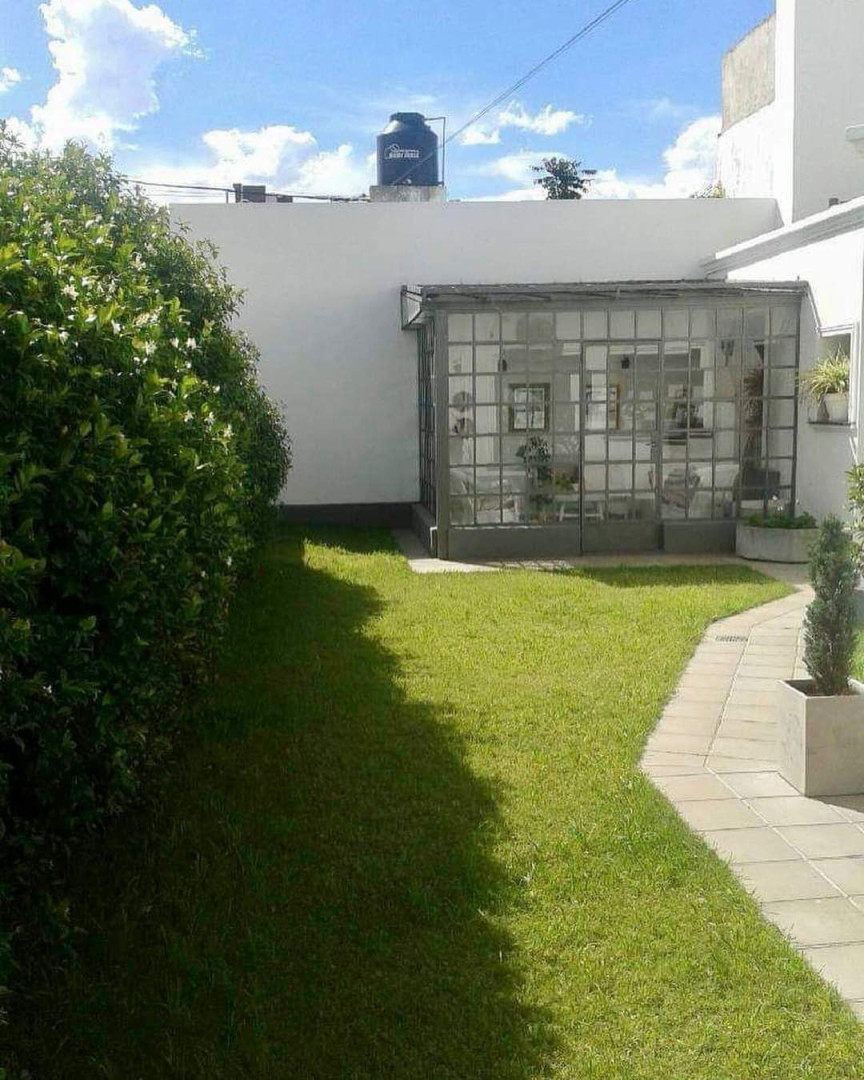 Casa en Alquiler en Sarmiento 1200, La Falda, Bahía Blanca - Bahía Blanca Propiedades | SITIO OFICIAL l