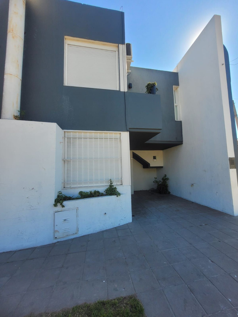 Duplex en Alquiler en Cuyo 500, Santa Margarita, Bahía Blanca - Bahía Blanca Propiedades | SITIO OFICIAL l